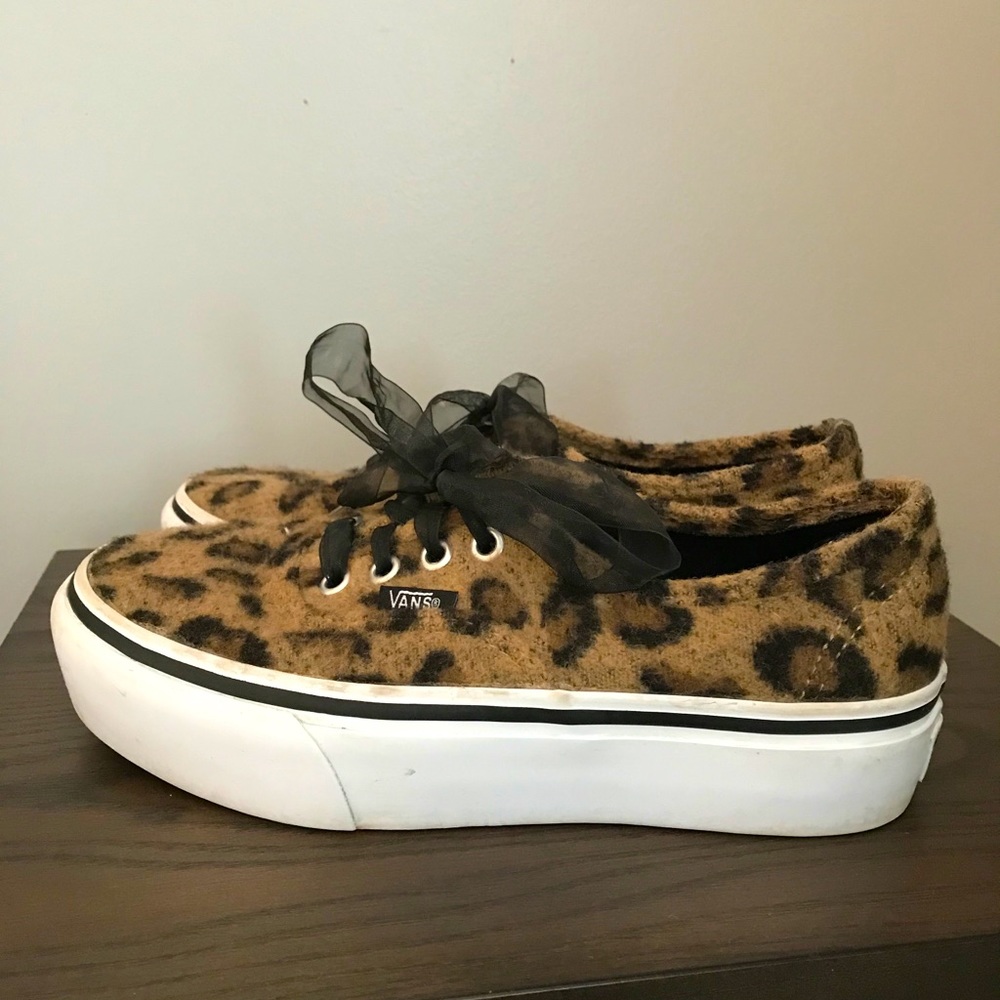 Vans authentic platform 2.0 leopard shoes